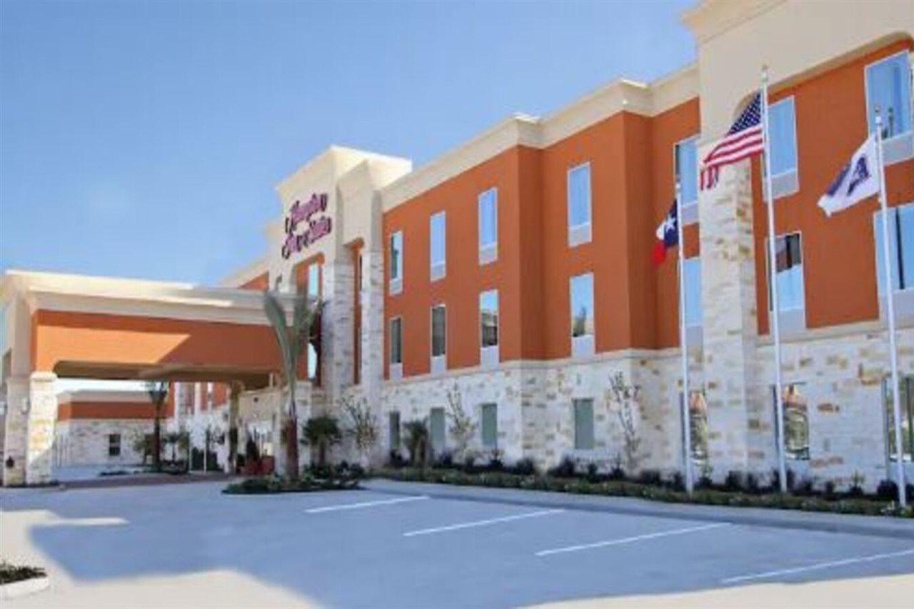 Hampton Inn & Suites Winnie Kültér fotó